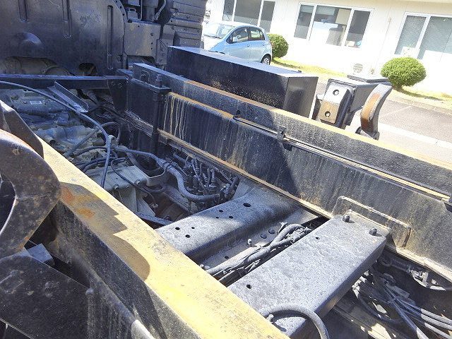 三菱ふそうスーパーグレートダンプ大型（10t）[写真20]