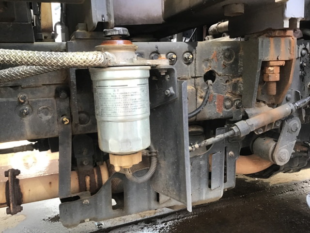 三菱ふそうキャンタークレーン3段小型（2t・3t）[写真16]