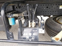 いすゞエルフセーフティローダー小型（2t・3t）[写真15]