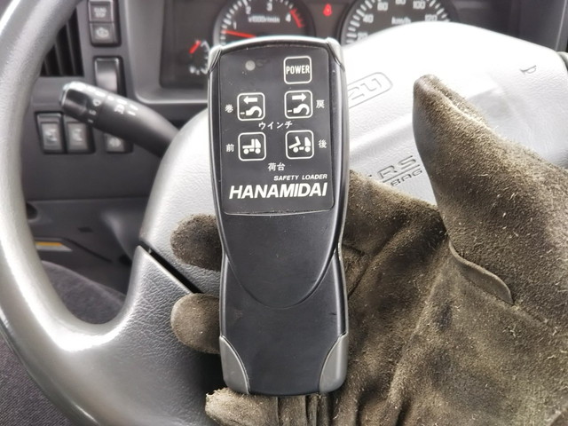 いすゞエルフセーフティローダー小型（2t・3t）[写真31]