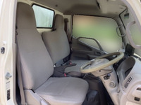 日野デュトロ冷凍車（冷蔵車）小型（2t・3t）[写真22]