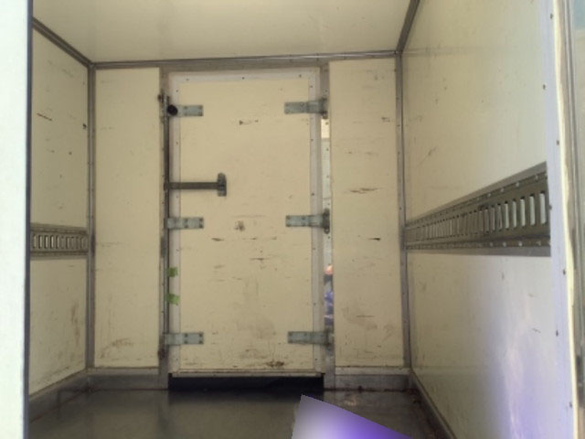 日野デュトロ冷凍車（冷蔵車）小型（2t・3t）[写真04]