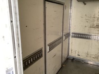 日野デュトロ冷凍車（冷蔵車）小型（2t・3t）[写真06]