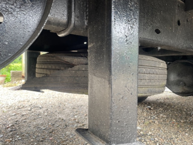 UDトラックスコンドルセルフクレーン3段中型（4t）[写真14]