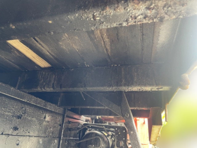 UDトラックスコンドルセルフクレーン3段中型（4t）[写真16]