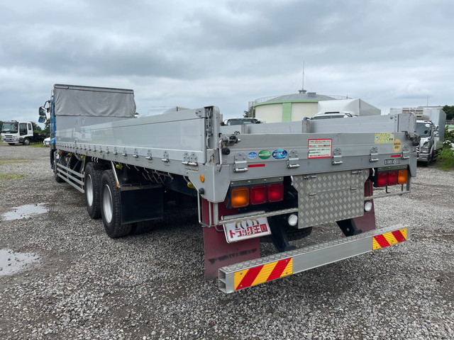 UDトラックスクオンアルミブロック大型（10t）[写真04]