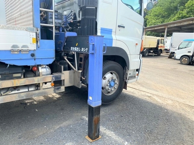 日野プロフィアクレーン4段大型（10t）[写真11]