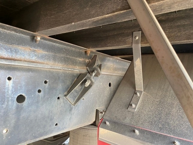 日野プロフィアクレーン4段大型（10t）[写真19]