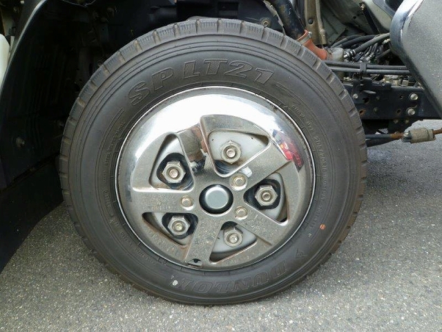 いすゞエルフ平ボディ小型（2t・3t）[写真30]