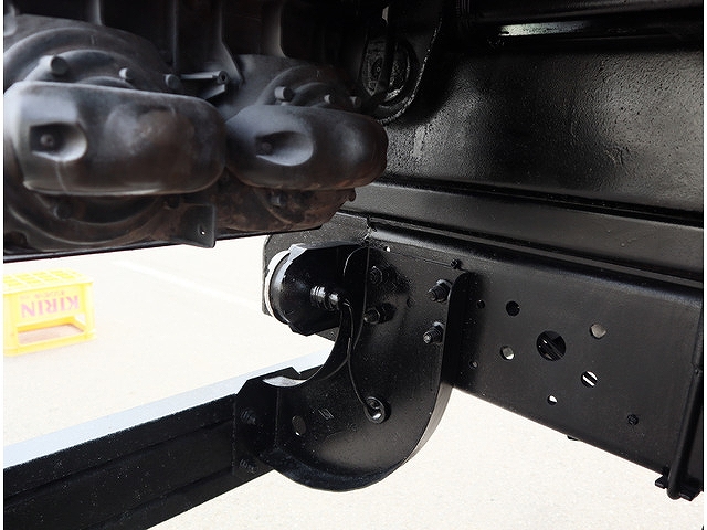 UDトラックスコンドルダンプ・クレーン付中型（4t）[写真31]