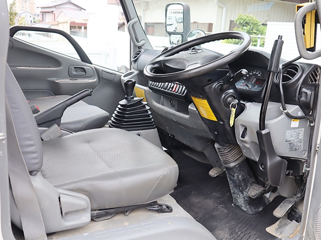 日野デュトロ三転ダンプ小型（2t・3t）[写真27]