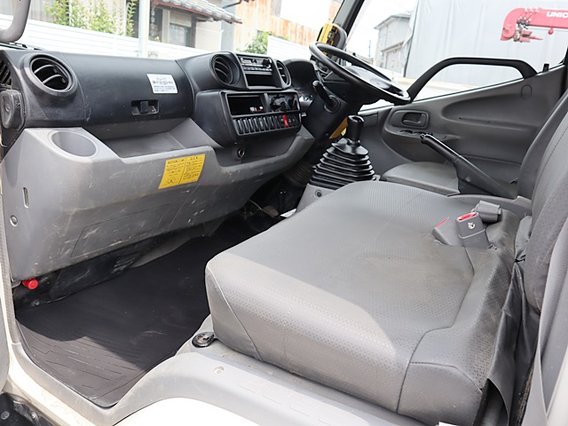 日野デュトロ三転ダンプ小型（2t・3t）[写真29]