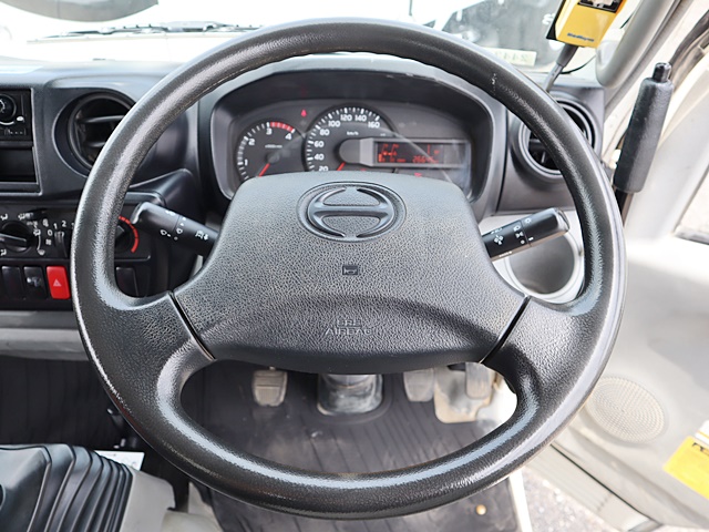 日野デュトロ三転ダンプ小型（2t・3t）[写真31]