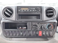 日野デュトロ三転ダンプ小型（2t・3t）[写真35]