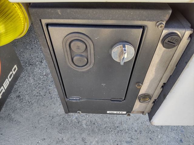 いすゞエルフアルミバン小型（2t・3t）[写真18]