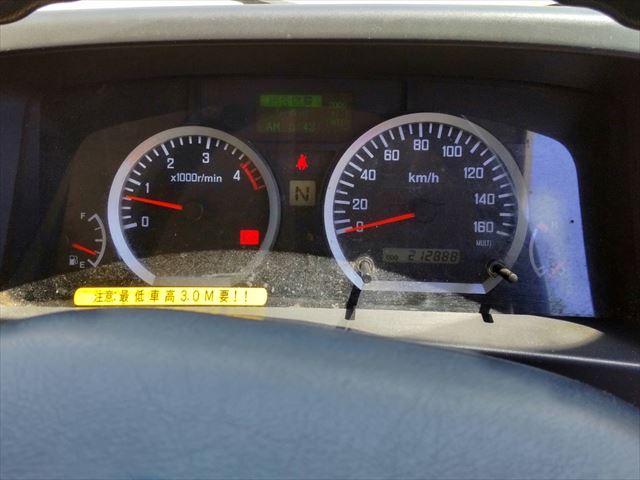 いすゞエルフアルミバン小型（2t・3t）[写真23]