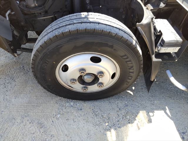 いすゞエルフアルミバン小型（2t・3t）[写真35]