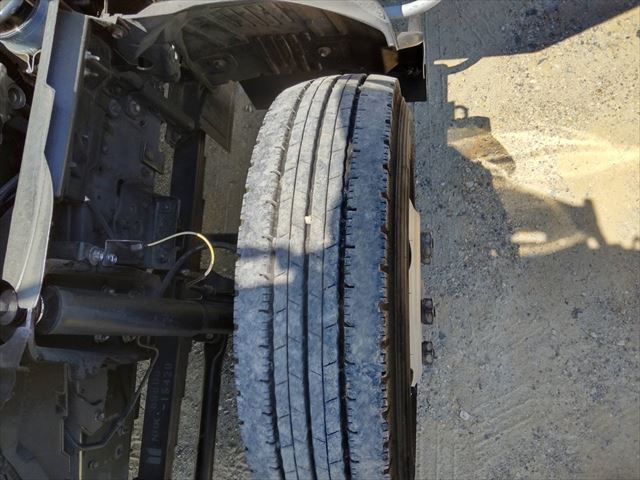 いすゞエルフアルミバン小型（2t・3t）[写真36]