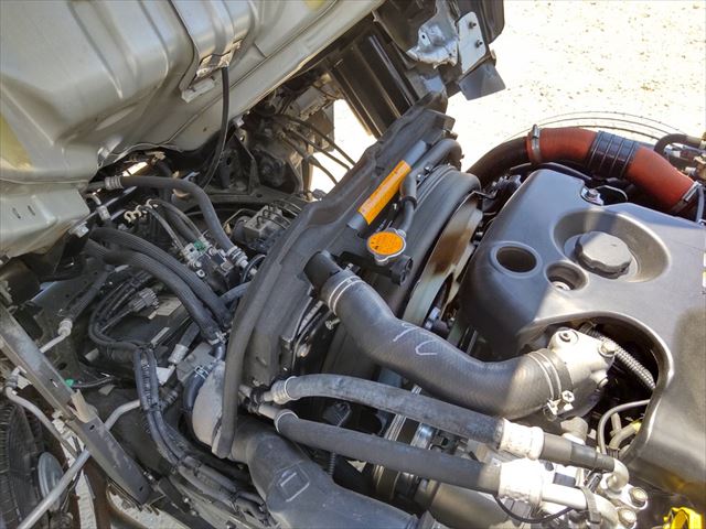 いすゞエルフアルミバン小型（2t・3t）[写真38]