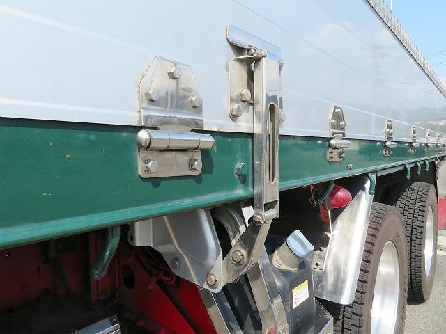 三菱ふそうファイターアルミブロック増トン（6t・8t）[写真27]