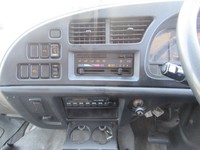 いすゞフォワードパッカー車（塵芥車）中型（4t）[写真15]