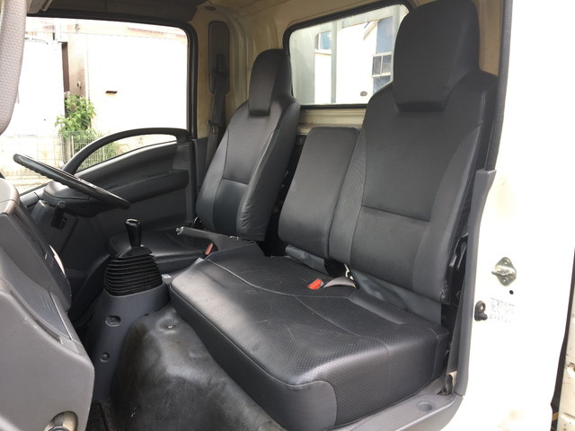 いすゞエルフ平ボディ小型（2t・3t）[写真26]