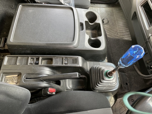 日野レンジャーアルミブロック中型（4t）[写真22]