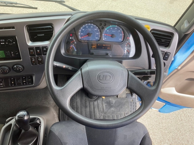 UDトラックスコンドル冷凍車（冷蔵車）増トン（6t・8t）[写真13]