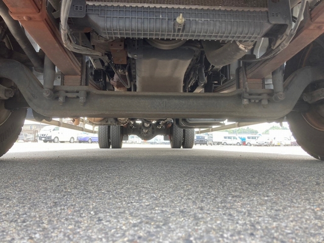 UDトラックスコンドル冷凍車（冷蔵車）増トン（6t・8t）[写真23]