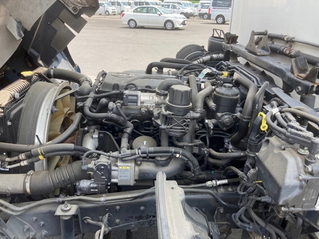 UDトラックスコンドル冷凍車（冷蔵車）増トン（6t・8t）[写真29]