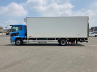 UDトラックスコンドル冷凍車（冷蔵車）増トン（6t・8t）[写真06]