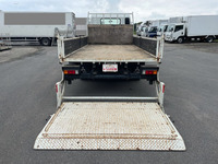 三菱ふそうキャンター平ボディ小型（2t・3t）[写真12]