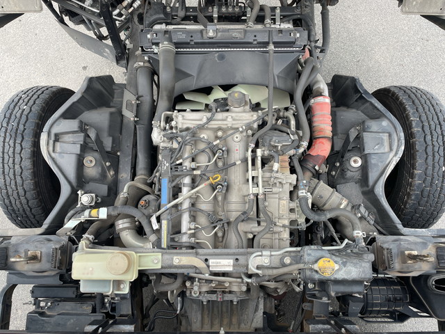 三菱ふそうキャンター平ボディ小型（2t・3t）[写真25]