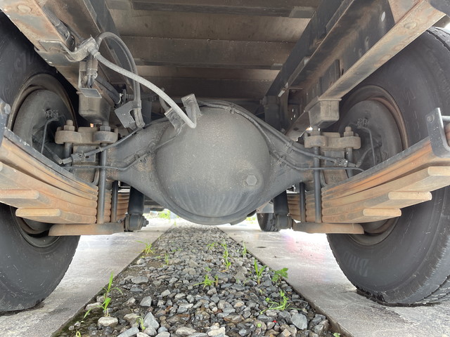 いすゞエルフ平ボディ小型（2t・3t）[写真21]