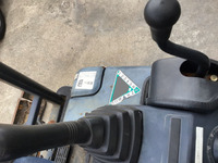 日立ミニユンボ（ミニバックホー）[写真09]