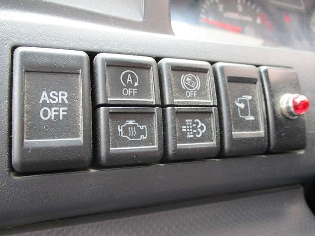 いすゞエルフダンプ・クレーン付小型（2t・3t）[写真20]