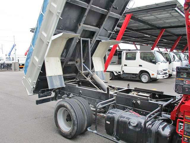 いすゞエルフダンプ・クレーン付小型（2t・3t）[写真06]