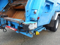 いすゞエルフパッカー車（塵芥車）小型（2t・3t）[写真15]