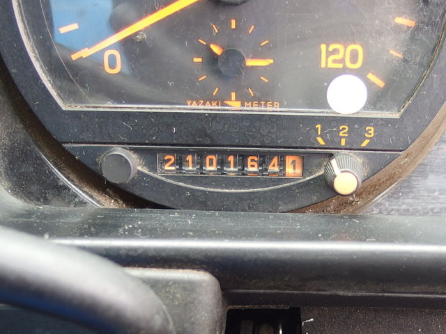 いすゞエルフパッカー車（塵芥車）小型（2t・3t）[写真25]