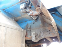 いすゞエルフパッカー車（塵芥車）小型（2t・3t）[写真06]