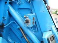 いすゞエルフパッカー車（塵芥車）小型（2t・3t）[写真09]