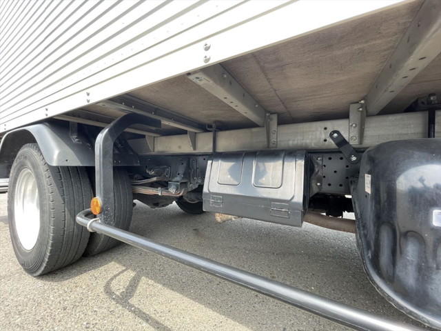 いすゞエルフアルミバン小型（2t・3t）[写真15]