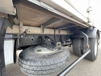 いすゞエルフアルミバン小型（2t・3t）[写真17]