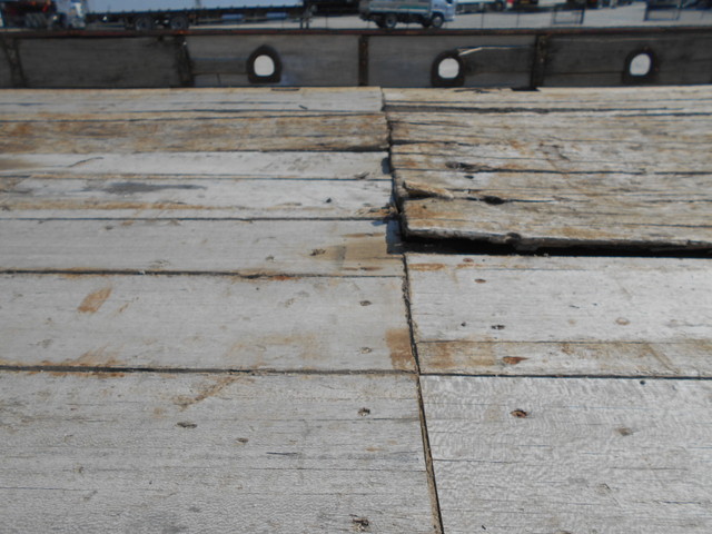 UDトラックスビッグサムセルフローダー大型（10t）[写真17]