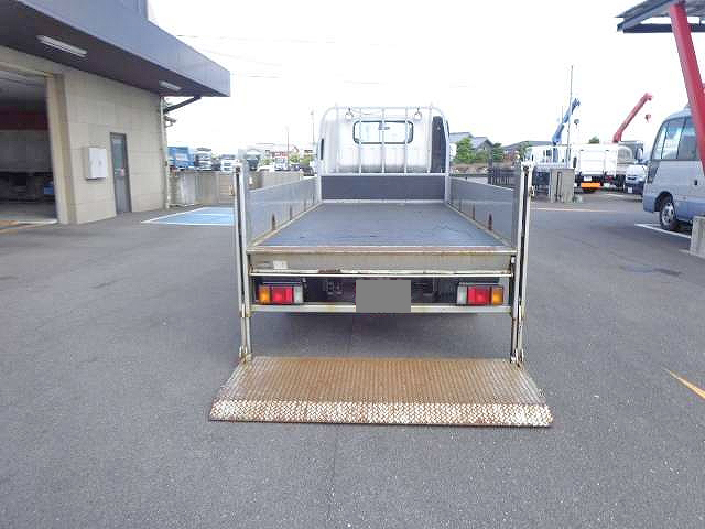 いすゞエルフアルミブロック小型（2t・3t）[写真09]