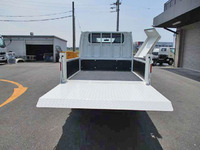 三菱ふそうキャンターダブルキャブ（Wキャブ）小型（2t・3t）[写真04]