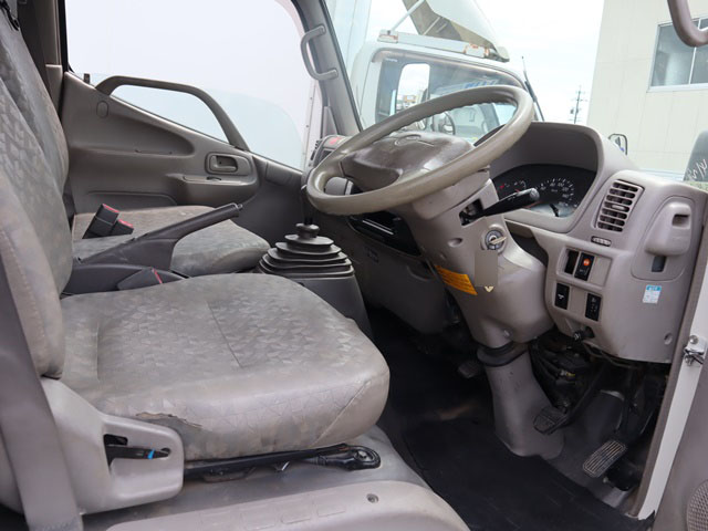 トヨタダイナ高所作業車小型（2t・3t）[写真27]