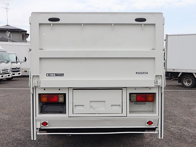 トヨタダイナ高所作業車小型（2t・3t）[写真06]