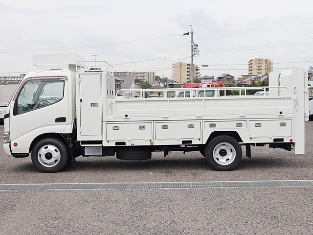 トヨタダイナ高所作業車小型（2t・3t）[写真08]