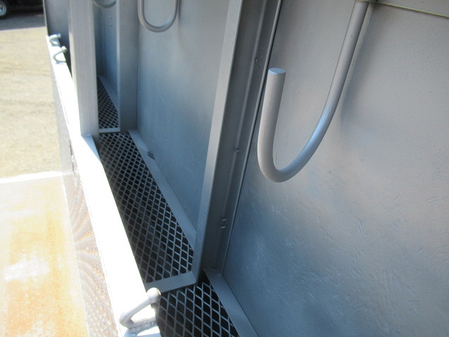 三菱ふそうファイターアルミブロック増トン（6t・8t）[写真13]